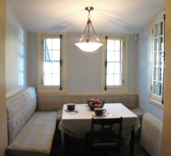 Home Staging Montreal Breakfast Nook After