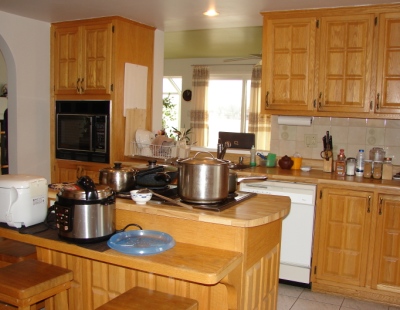Montreal Home Staging Services Kitchen Before